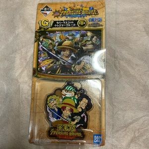 BNWT bandai one piece anime treasure cruise keychain